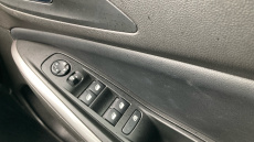 Vauxhall Grandland 1.5 Turbo D Ultimate 5dr Auto Diesel Hatchback